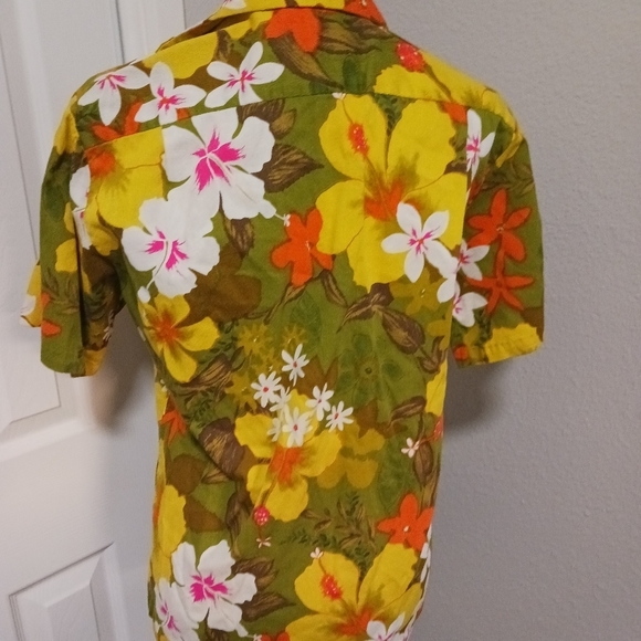 Penneys Hawaii vintage 1960's button down shirt - Picture 3 of 5